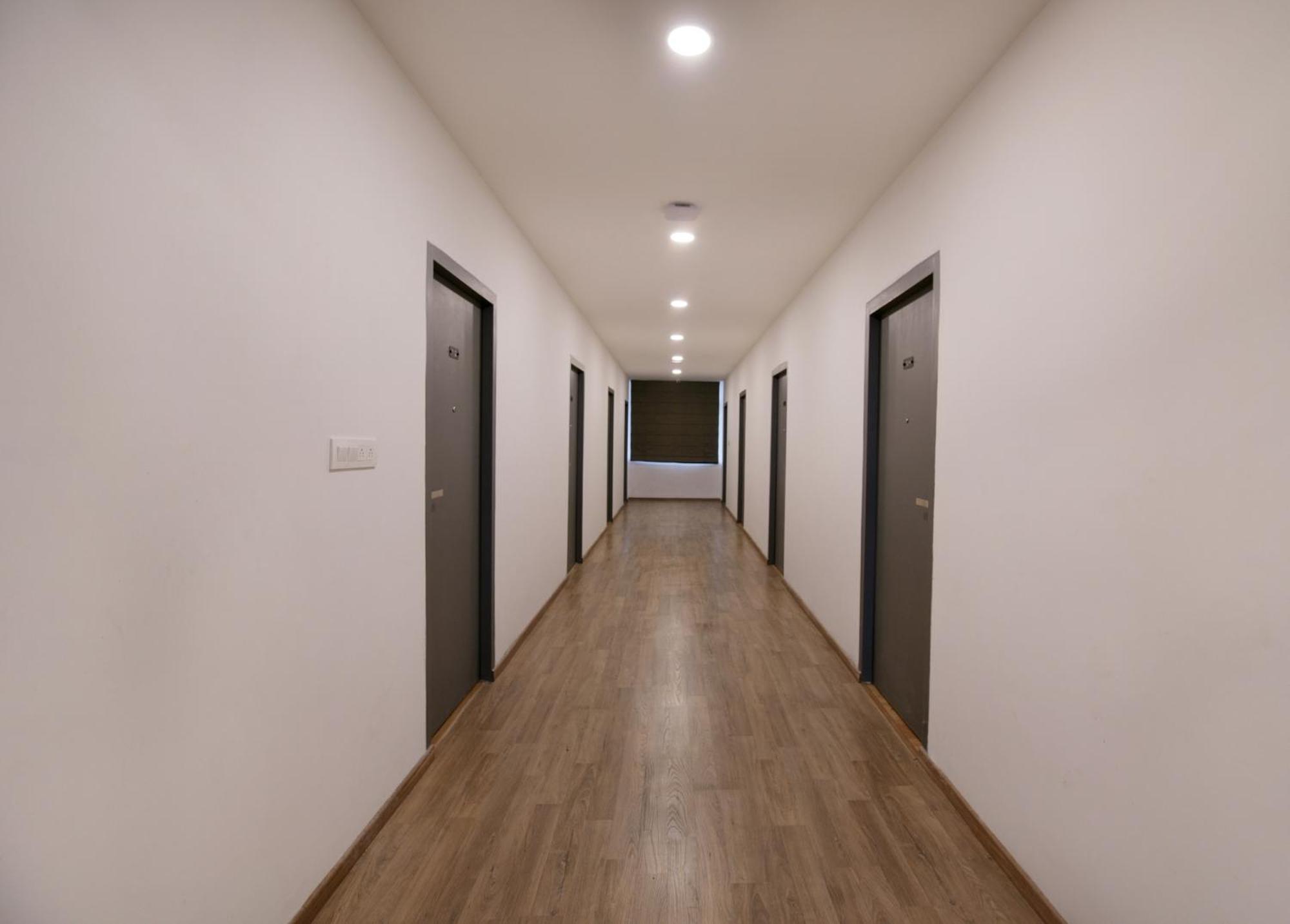 Townhouse Function Inn Near Chaudhary Charan Singh International Airport Lucknow Exterior foto