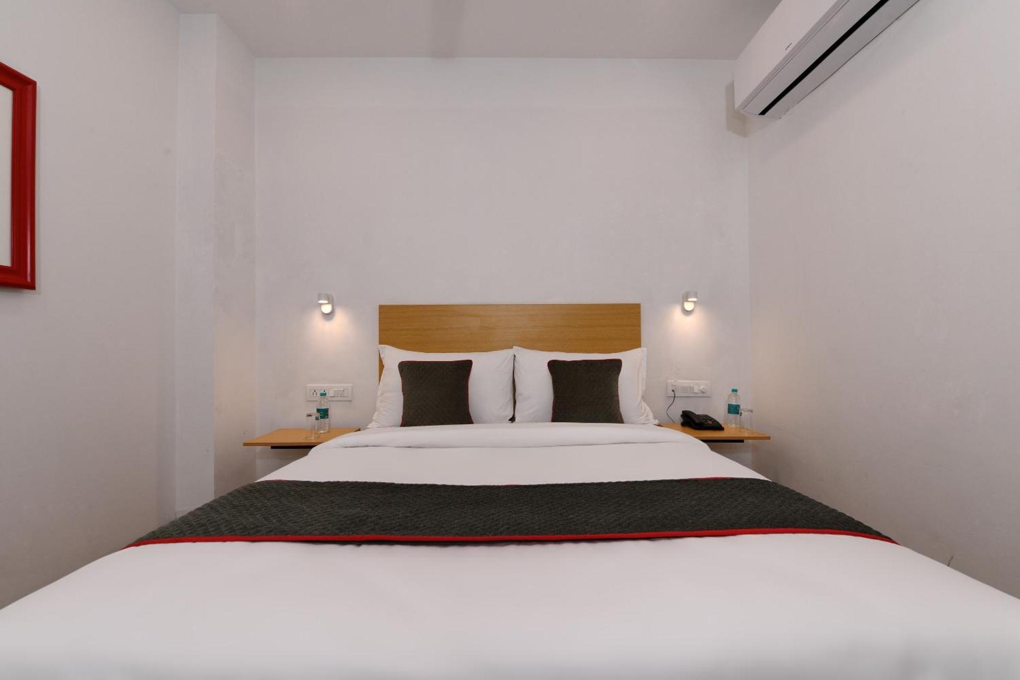 Townhouse Function Inn Near Chaudhary Charan Singh International Airport Lucknow Exterior foto