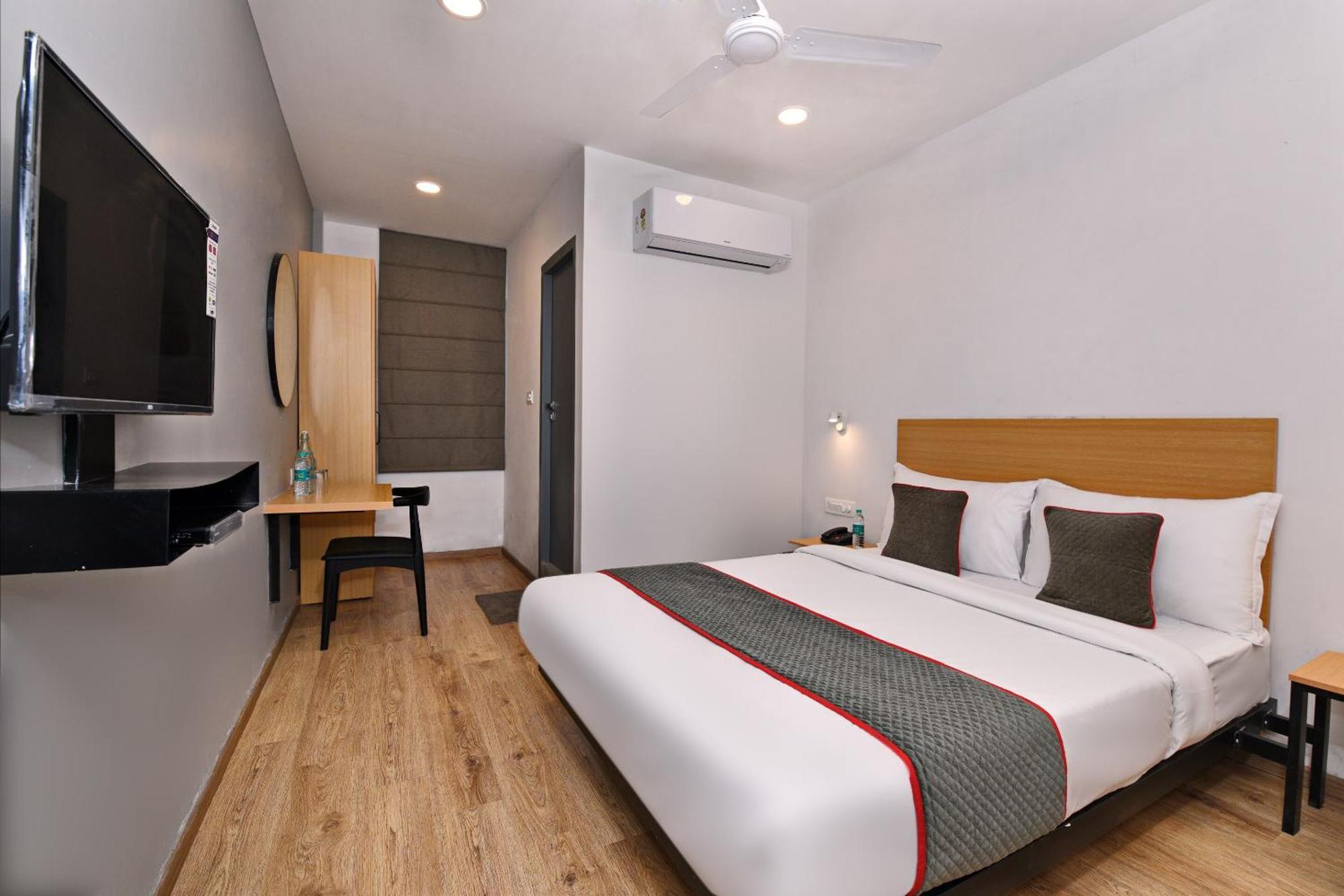 Townhouse Function Inn Near Chaudhary Charan Singh International Airport Lucknow Exterior foto